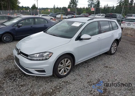 2019 Volkswagen Golf Sportwagen 1.8T S z USA, uszkodzony, nr VIN 3VW217AU5KM506176